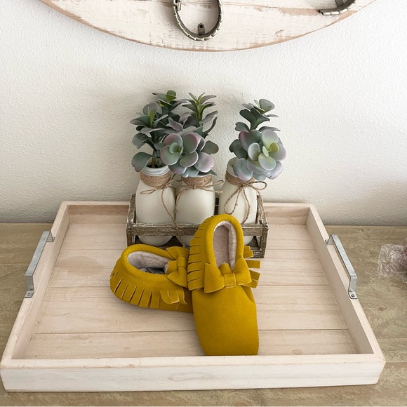 Monkey Feet Mustard Fur Moccasins - Picture 2 of 4